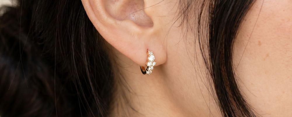 Why Do My Ears Get Itchy With Earrings?