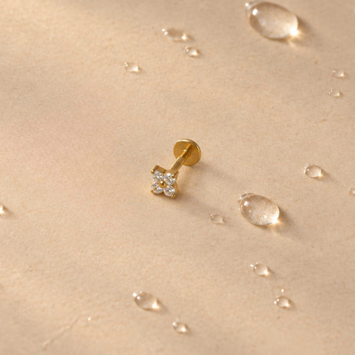 Clover Crystal Titanium Flatback Stud – Single