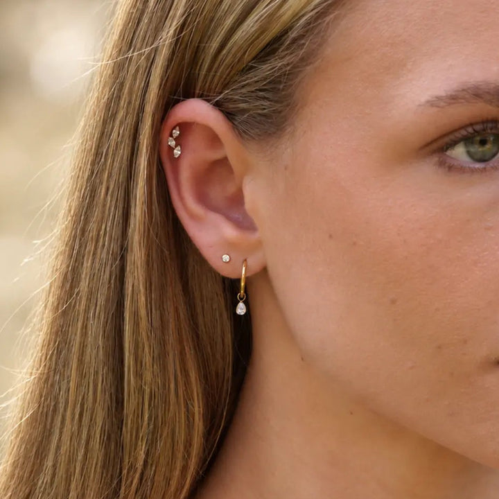 Bezel Crystal Titanium Flatback Stud – Single