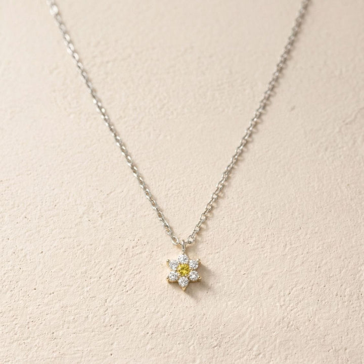 Elara Flower Silver Pendant Necklace