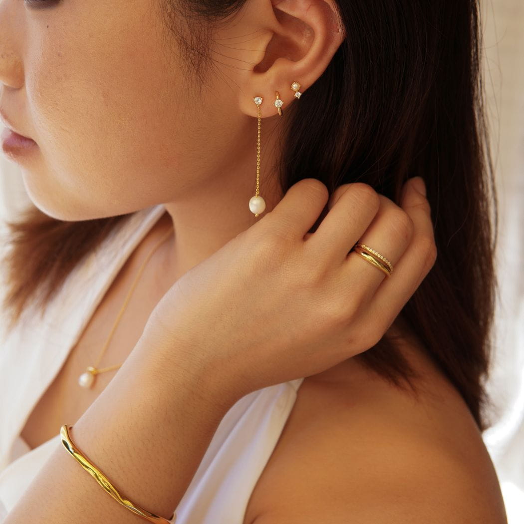 Eloise Pearl Drop Earrings Gold