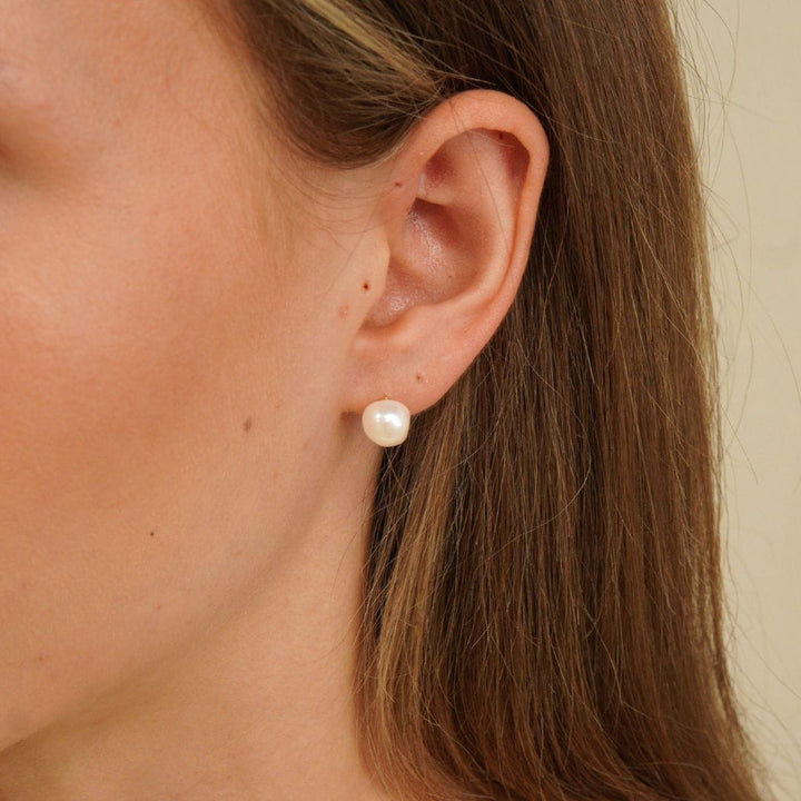 Florence Baroque Pearl Stud Earrings Gold