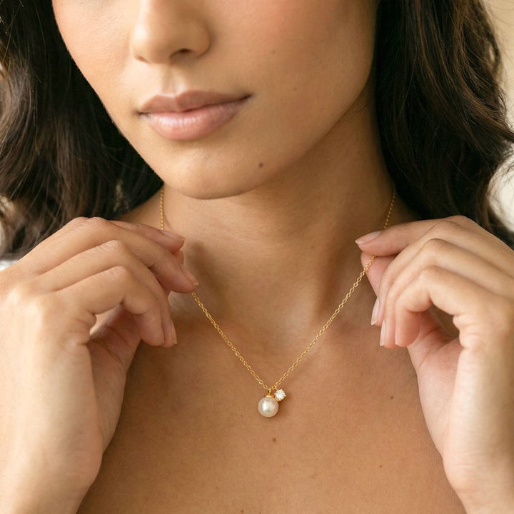 Kalasia Gold Pearl Pendant Necklace