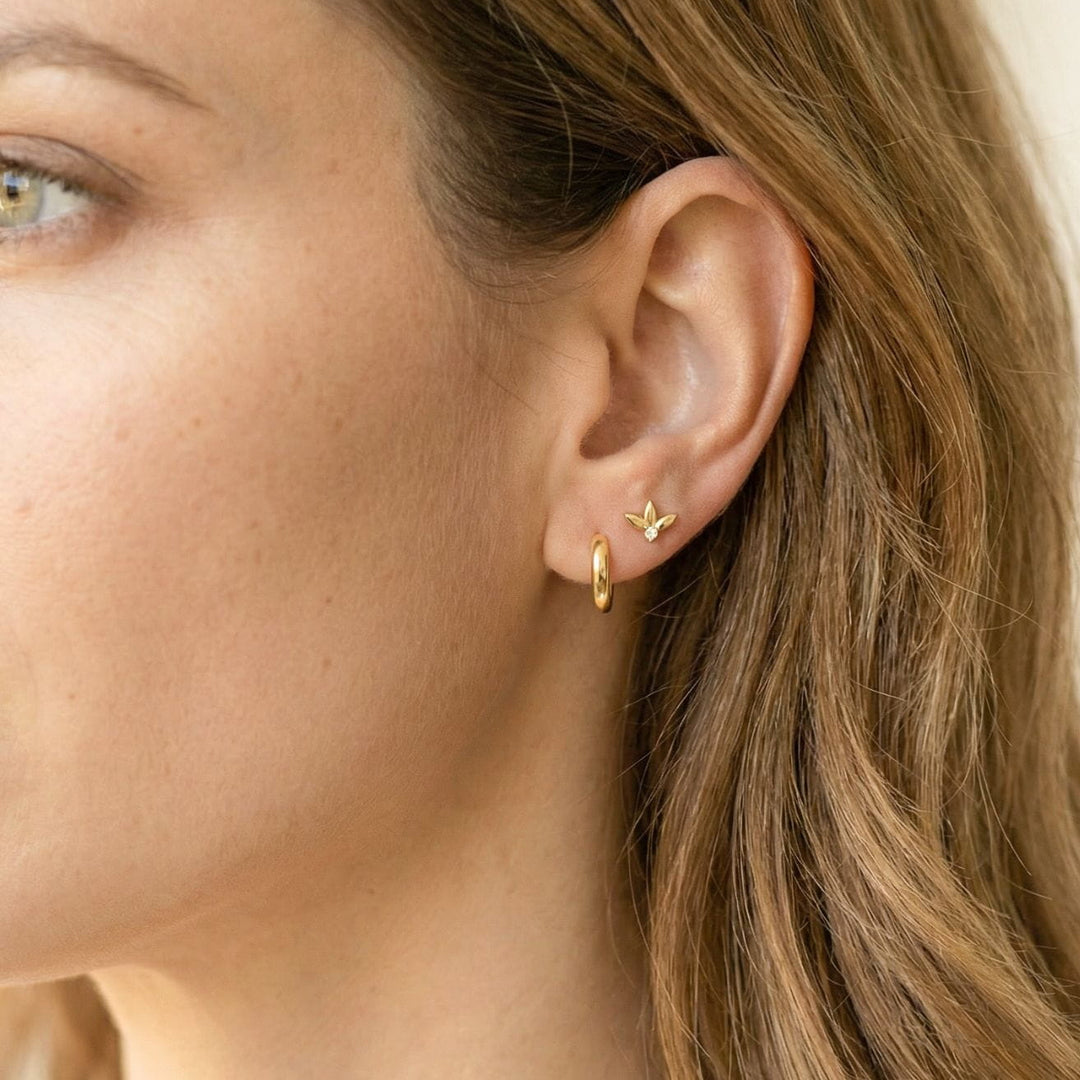 Lotus Petal Flatback Stud Earring - Single