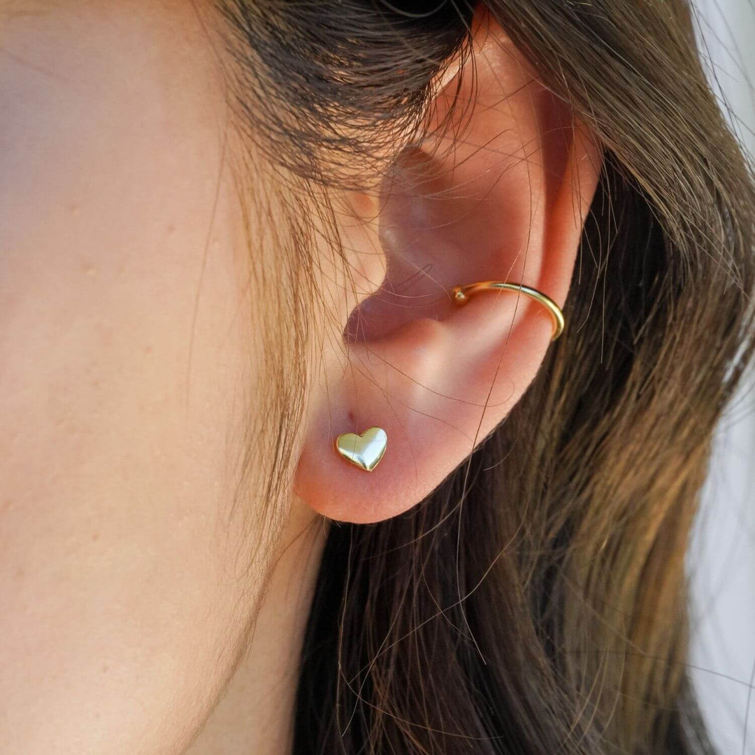Millie Gold Heart Stud Earrings – LYANG