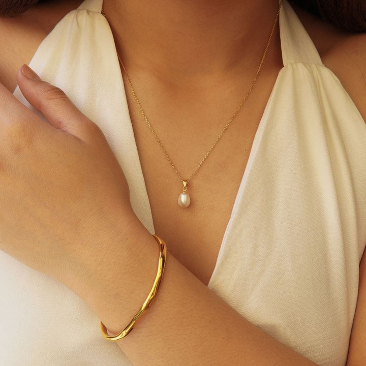 Odette Pearl Pendant Necklace Gold