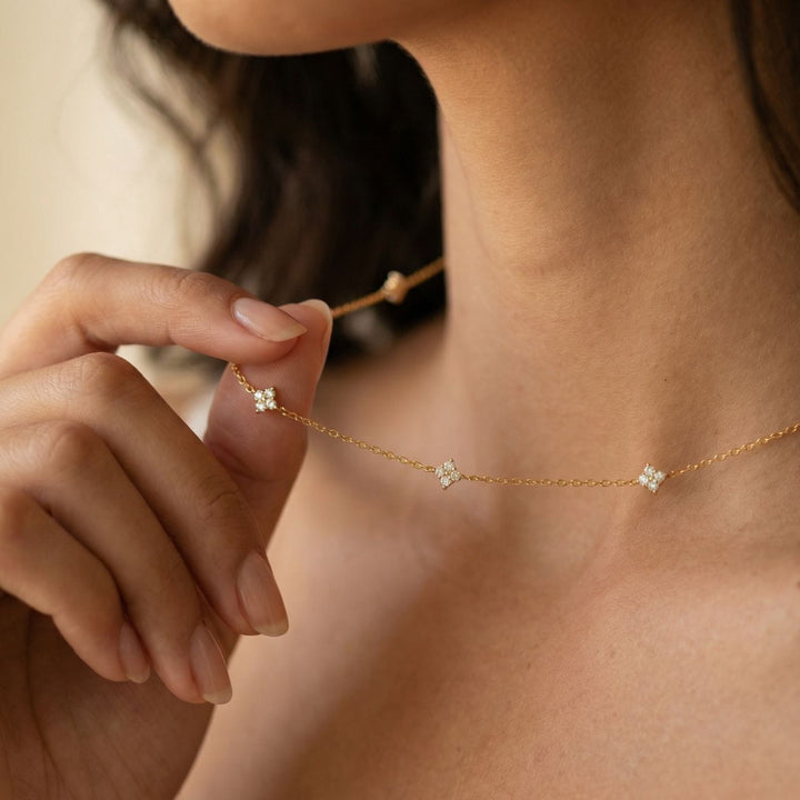 Rosie Gold Flower Chain Necklace