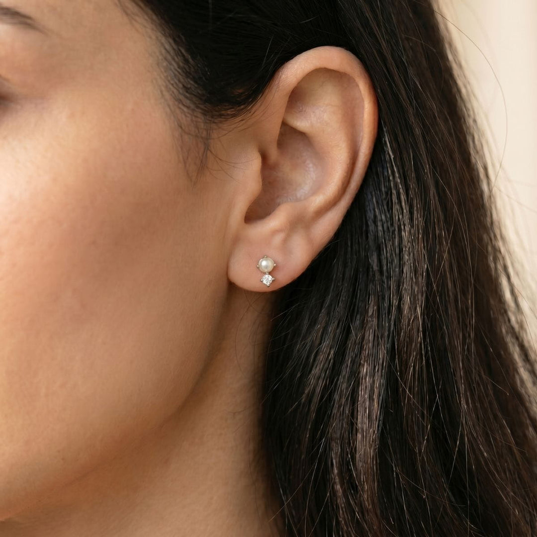 Vivienne Pearl Sparkle Stud Earrings Silver