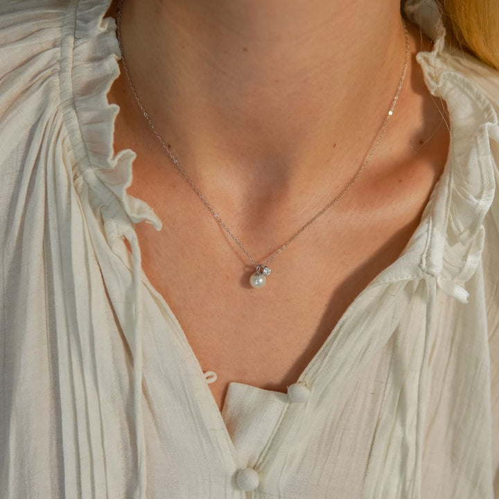 Kalasia Silver Pearl Pendant Necklace