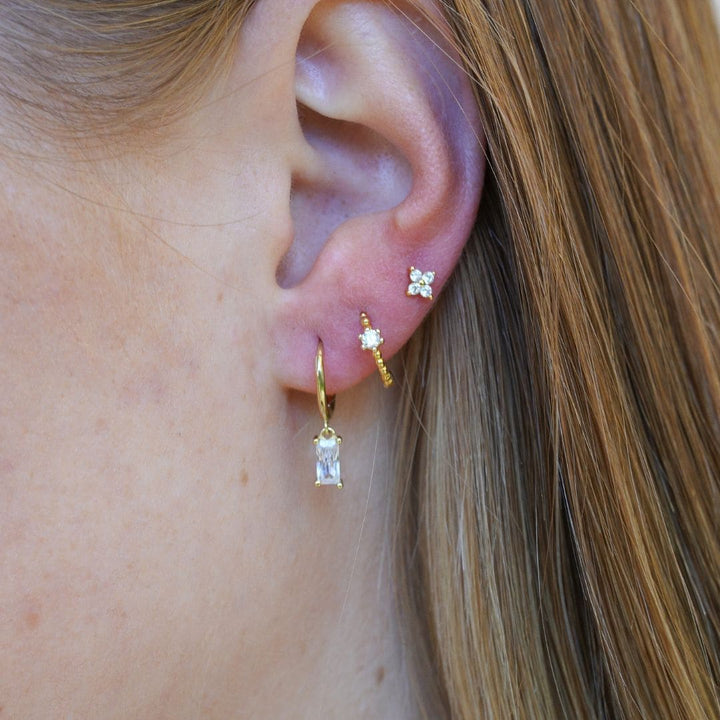 نورا باجيت تشيكوسلوفاكيا قطرة هوجي هوبس الذهب