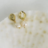 Sia Asymmetrical Freshwater Pearl Drop Earrings Gold